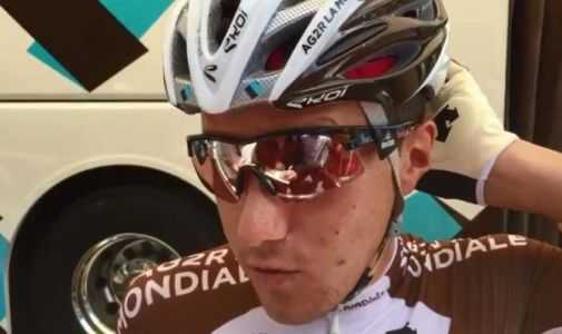 Giro d'Italia 2015, sul traguardo di Sestri Levante trionfa Matthews. Brutta caduta per Pozzovivo
