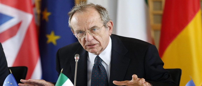Pensioni: il ministro Padoan "ridurre l'impatto sui conti rispettando la sentenza della Consulta"