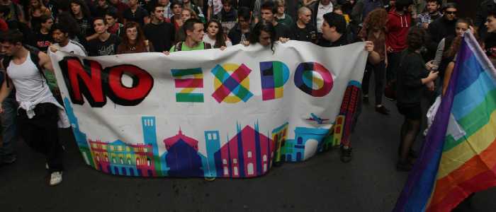 Manifestazione No-Expo a Milano, Anonymous blocca il sito dell'evento