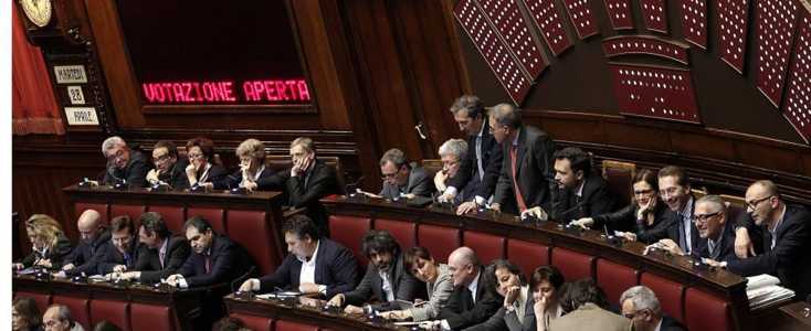 Italicum: attesa alla Camera per il primo dei tre voti di fiducia. Votazione dopo le 15
