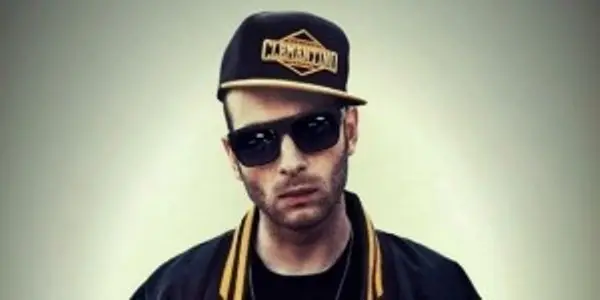 "Miracolo", il nuovo album di Clementino