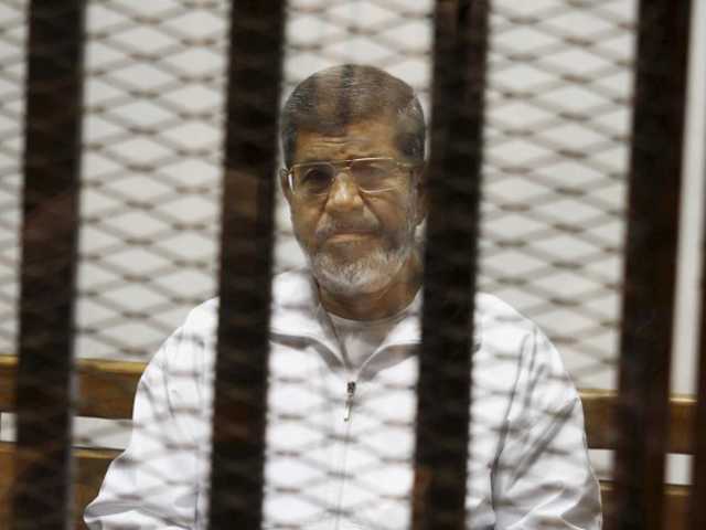 Egitto, l'ex presidente Mohamed Morsi condannato a 20 anni di reclusione
