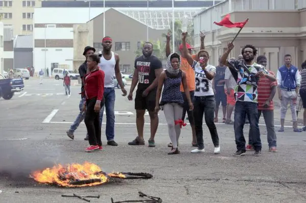 Attacchi xenofobi in Sudafrica. Arrestate 30 persone