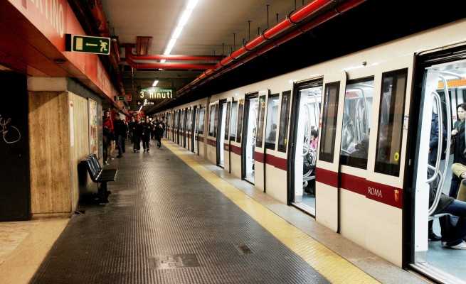 Roma: disagi per sciopero dei mezzi pubblici, Marino: "Atteggiamenti inaccettabili"