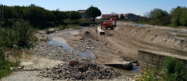 Sellia Marina (CZ), si lavora costantemente per ripristinare la strada del Villaggio Uria