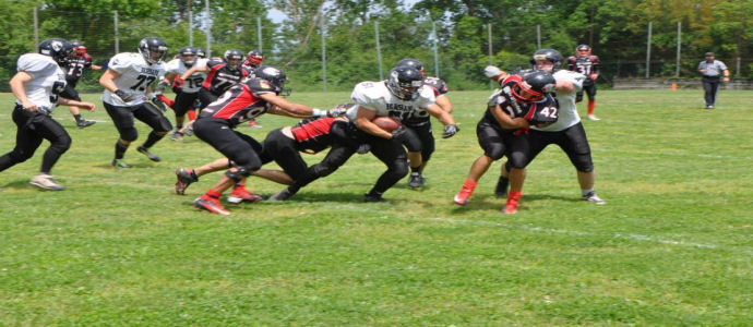 Football Americano, II Divisione: Hogs, Elephants e Guelfi in campo per mantenere l'imbattibilità