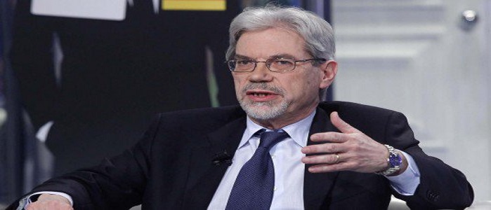 Governo, l'annuncio di Renzi: "DeVincenti sostituirà Delrio nel ruolo di sottosegretario"