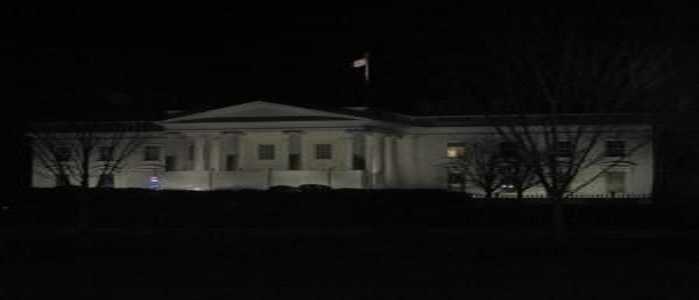 Washington, blackout si estende nella città, al buio anche la Casa Bianca e il Congresso