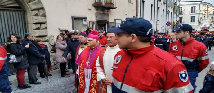 Mons. Vincenzo Bertolone, Liturgia della Passione e morte del Signore