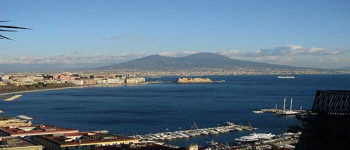 Pasqua in Campania: a Napoli tutto prenotato nei b&b, bene anche le isole