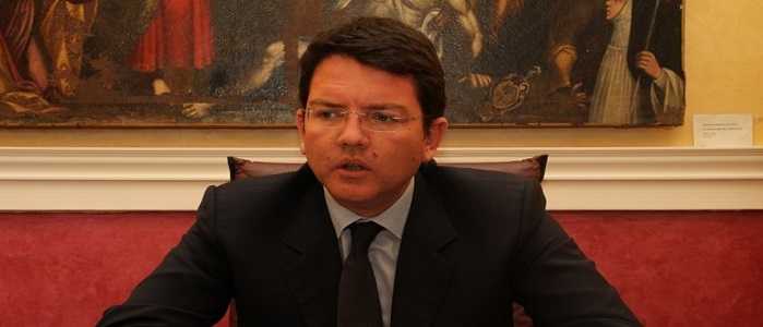 Pd, il presidente del Pd siciliano Marco Zambuto si dimette dopo incontro con Berlusconi