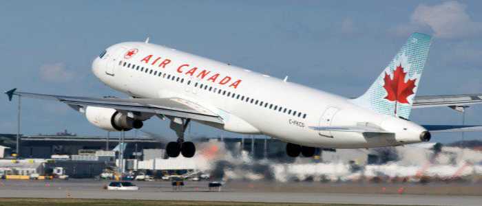 Canada, aereo atterra fuoripista: 25 passeggeri feriti