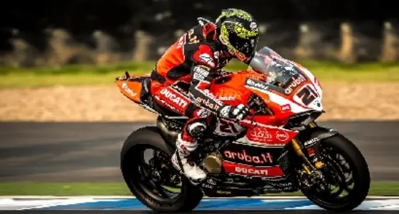 Superbike: Troy Bayliss saluta il Mondiale delle derivate, non correrà ad Aragon