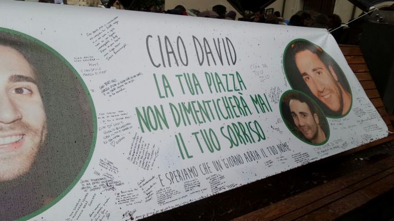 Online la petizione per intitolare piazza dell'Olmo a David Raggi