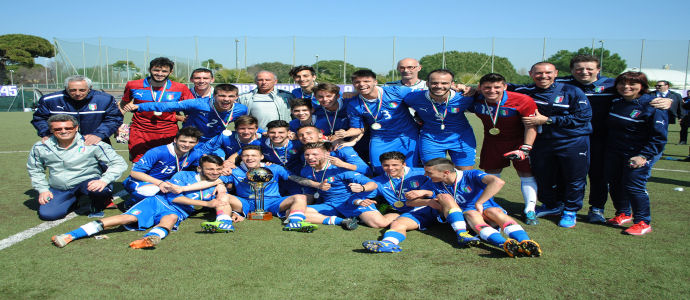 Calcio - Torneo Internazionale Roma Caput Mundi - Vince l'Italia