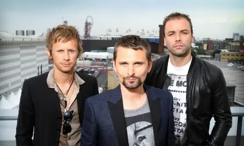 Muse, arriva il nuovo album: Drones