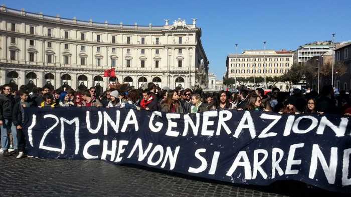Riforma scuola: cortei di protesta nelle piazze italiane