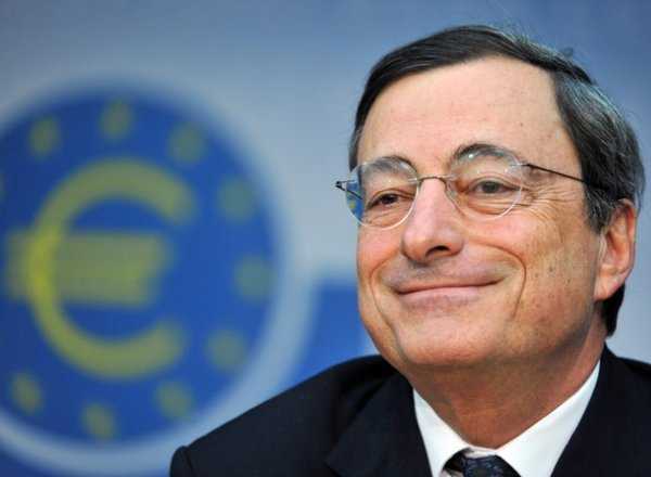 Draghi: "Il Qe funziona, evita il contagio greco"