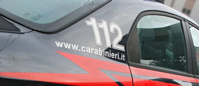 Paternò, rinvenuto cadavere carbonizzato in auto: si indaga per omicidio