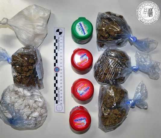 Chatillon, albanese arrestato per possesso di stupefacenti