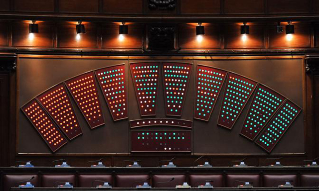 Berlusconi: “Forza Italia voterà contro le riforme”. Tensione per le riforme