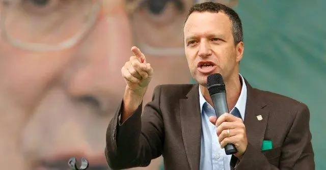 Lega Nord, Tosi e Salvini verso il divorzio: nasce "Impegno veneto"