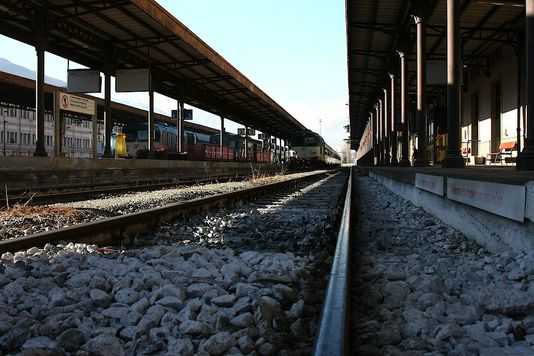 Trasporti, accordo sulla tratta ferroviaria Aosta-Torino tra gli assessori di Valle e Piemonte