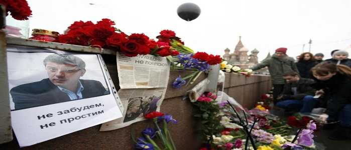 Mosca, omicidio Boris Nemtsov, la condanna dai leader mondiali e la marcia in onore