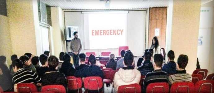 "Emergency" incontra gli alunni dell'IIS Petrucci Ferraris Maresca