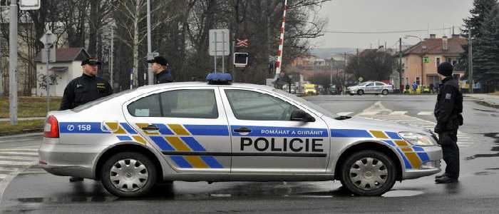 Repubblica Ceca: sparatoria in un locale, 9 morti