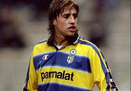 Calcio: Crespo si sfoga, "Il Parma è allo sbando, fa male vederlo così"