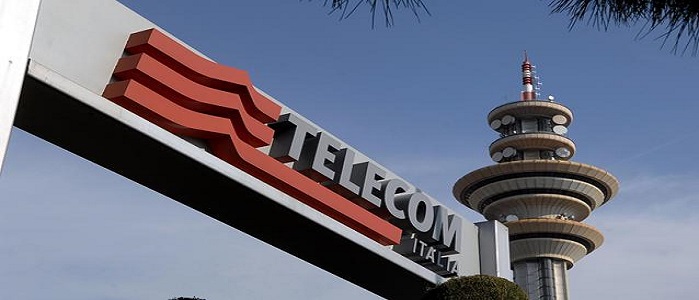 Telecom Italia, investimenti per 14,5 miliardi. Patuano:"Cresciamo da soli. Non c'è spazio per Oi"
