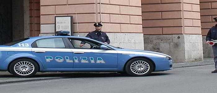 Roma: ladri d'appartamento "beccati" ad un posto di blocco