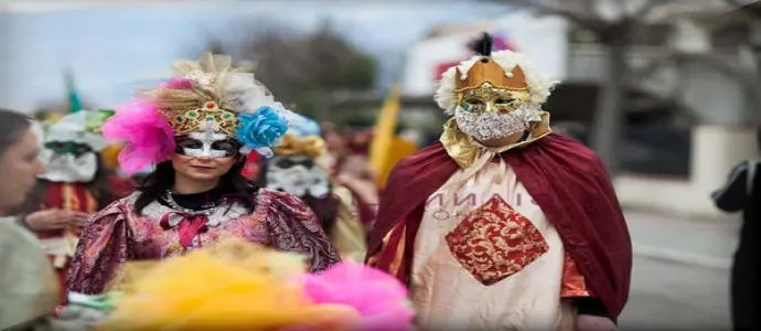 Domani dalle 17 alle 19 corso Mazzini chiuso al traffico in occasione della manifestazione carnevale