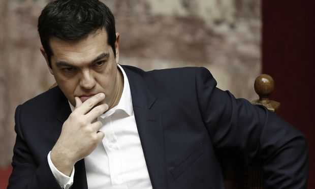 Grecia, Tsipras cerca accordo con l'Ue. Ma Berlino avverte: «Errore concedere altri 6 mesi ad Atene»