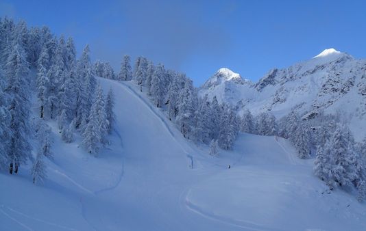 Champorcher, forte rischio valanghe: vietati i fuoripista