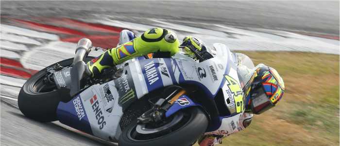 MotoGp, nei test di Sepang è subito duello Rossi-Marquez