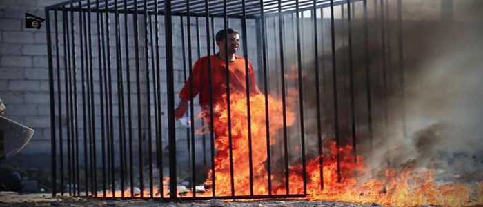 ISIS, pilota giordano bruciato vivo in gabbia. Rabbia di Amman: giustizieremo Sajida