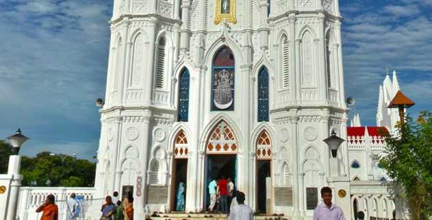 India, nuovo attacco alla cattolicità: vandalizzata chiesa nella capitale