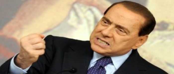 Quirinale: Forza Italia ha votato scheda bianca, ma Berlusconi invia un telegramma a Mattarella