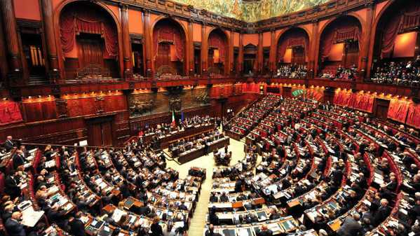 M5S, ritorno alle Quirinarie online: l'assemblea dei parlamentari deciderà i nomi. C'è Prodi