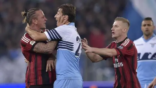 Milan, quattro giornate di squalifica per Mexes