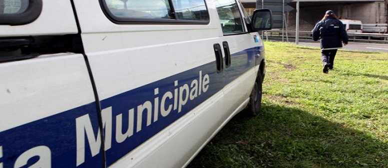 Modena: donna investe ciclista e si allontana, rintracciata dalla Polizia Municipale