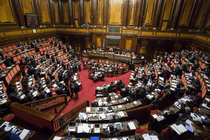 Italicum: passa il "super canguro" di Esposito, bocciato Gotor