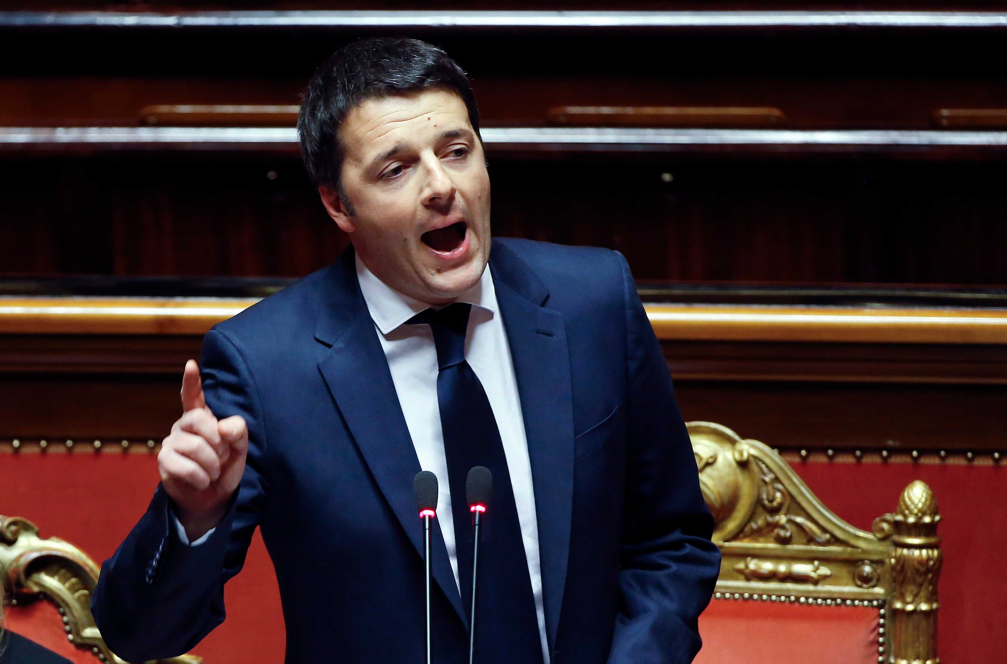 Caos Pd, al Senato è scontro aperto tra Renzi e minoranza