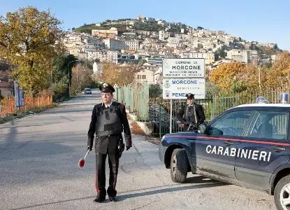 Sannio, donna uccisa a coltellate. Si segue la pista passionale.