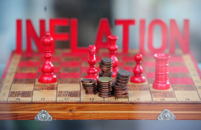 Inflazione zero a dicembre, +0,2%. Sale il debito pubblico