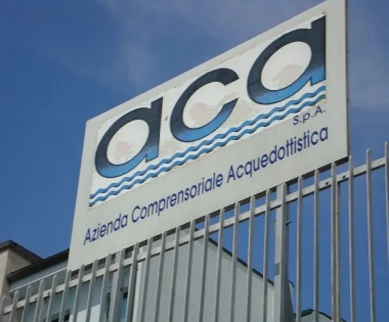 Aca, 69 milioni di euro sulle bollette. Forum acqua: "non paghino i cittadini"