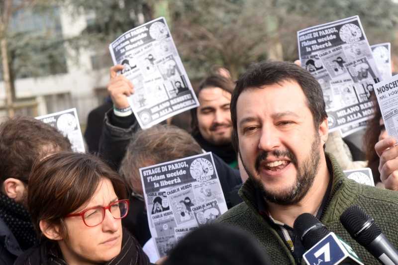 Salvini contro l'Islam: «Anche in Italia sono pronti ad uccidere». Majorino: «Così si semina odio»
