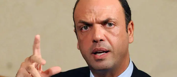 Angelino Alfano: "In Italia censiti 53 foreign fighter"